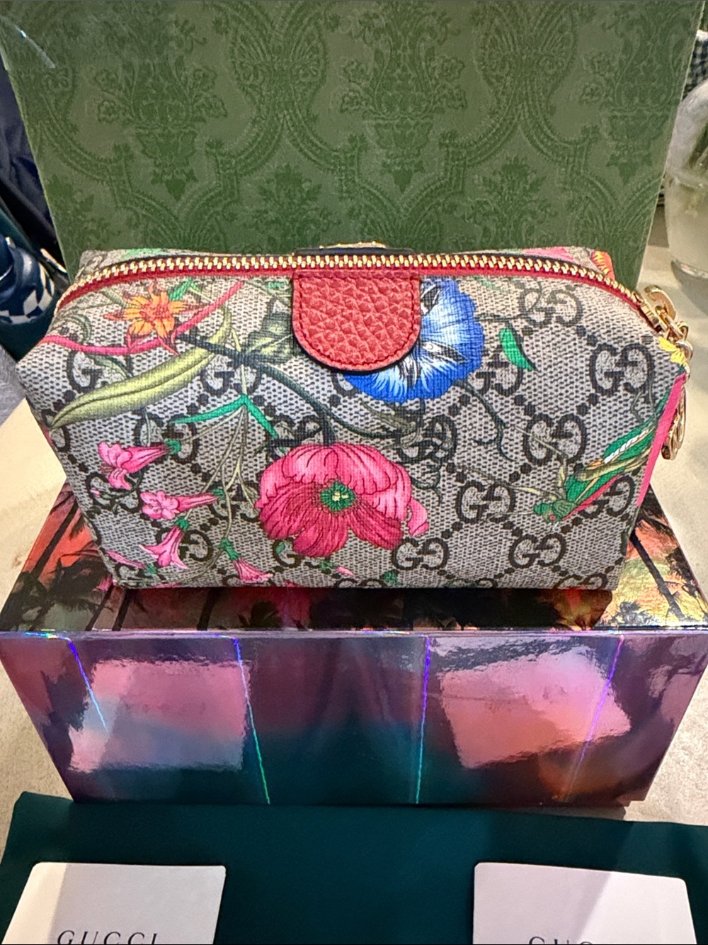 GUCCI | ✨LIKE NEW✨ Soft GG Supreme Monogram Flora Ophidia Cosmetic Case - Picture 2 of 9
